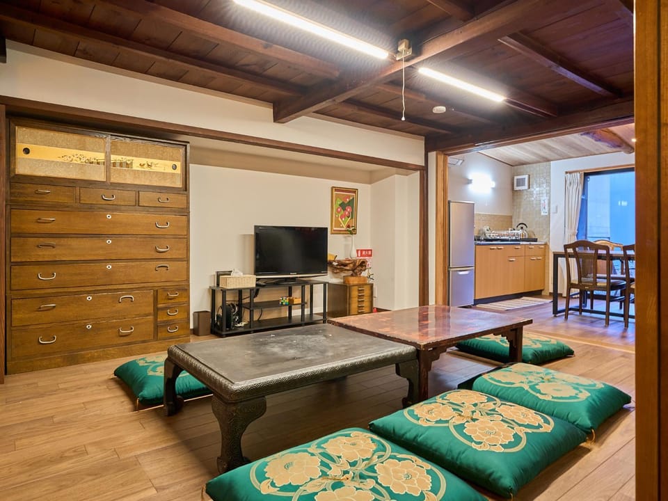 The Cross Inn Gujo Apartment in Tokyo Prefecture