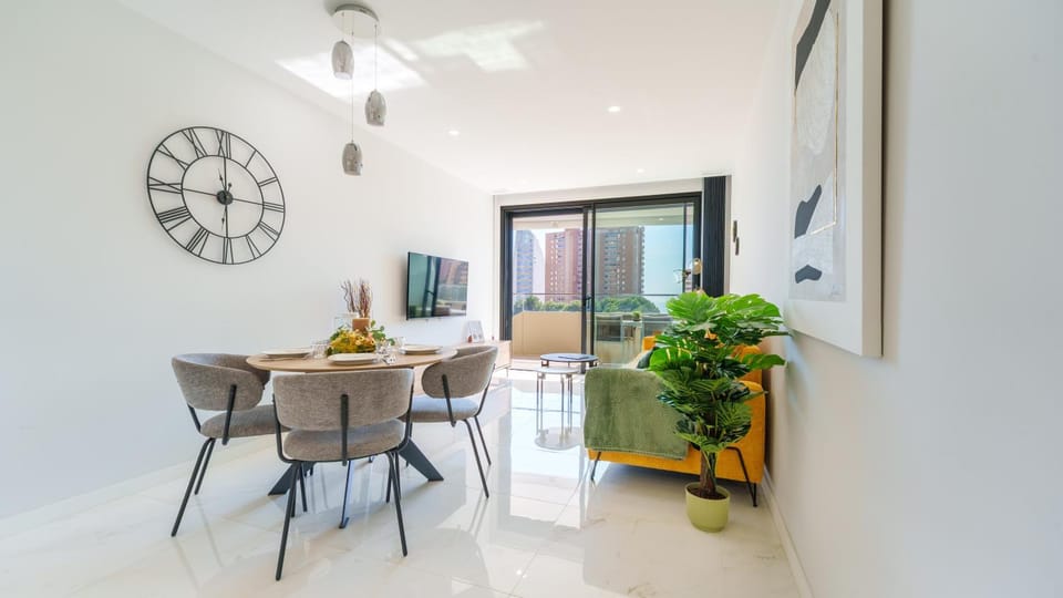 TV and multimedia, Living room, Dining area