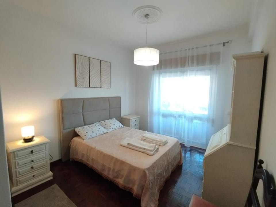 Bed, Photo of the whole room, Bedroom, towels, wardrobe