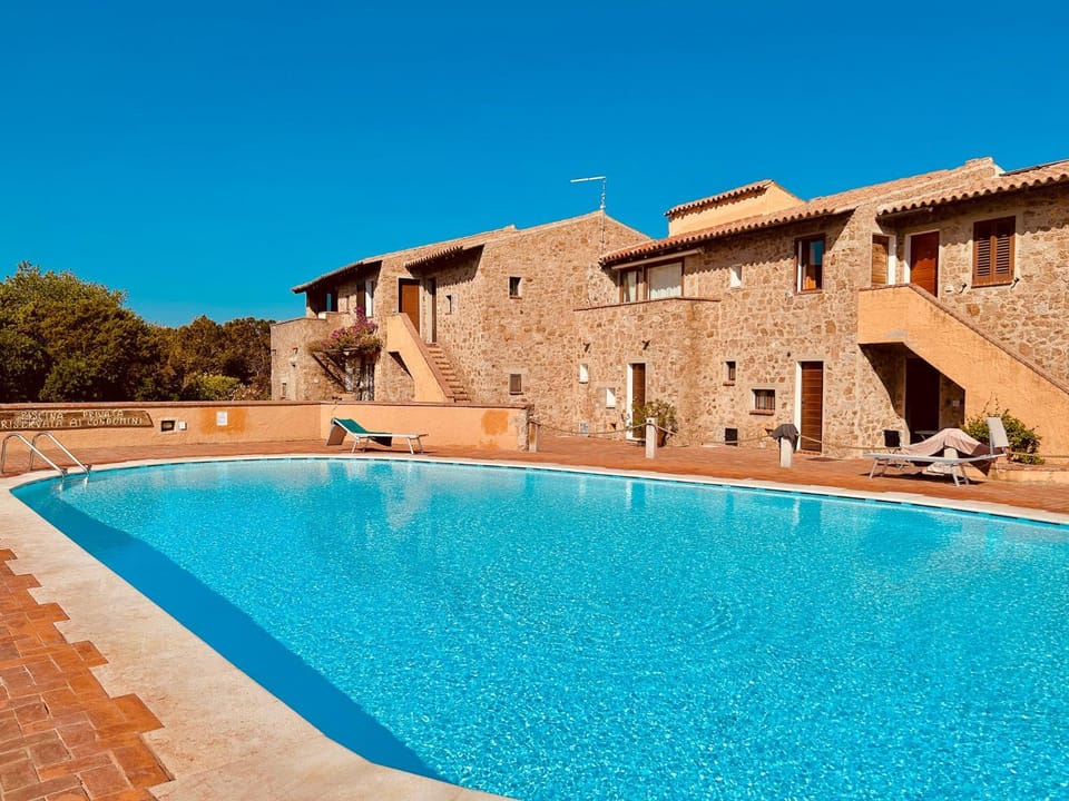 Pool view, Swimming pool