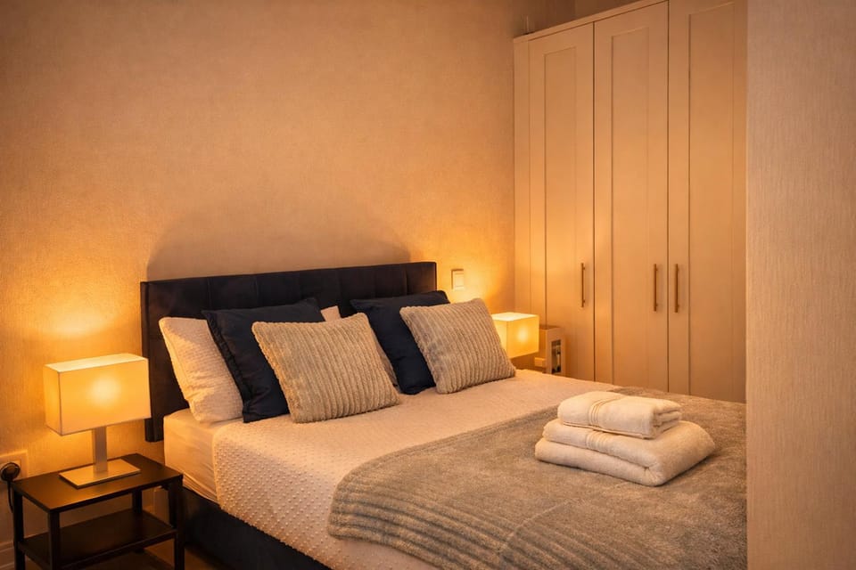 Bed, Photo of the whole room, Bedroom, towels, wardrobe