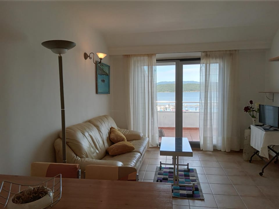 Piso Adrian Apartment in Galicia