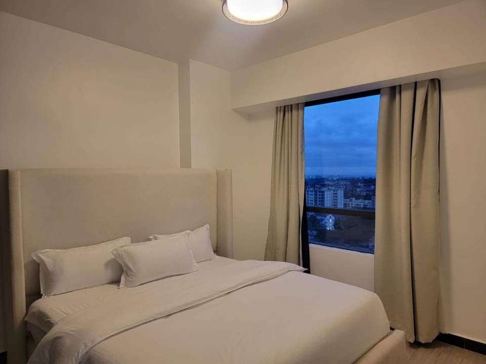 celestial three bedroom apartment with swimming pool, equipped gym ample parking space children playing ground and amazing scenic views Apartment in Nairobi