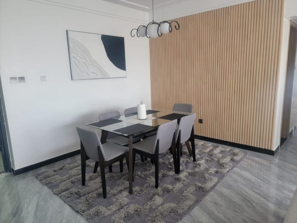 celestial three bedroom apartment with swimming pool, equipped gym ample parking space children playing ground and amazing scenic views Apartment in Nairobi