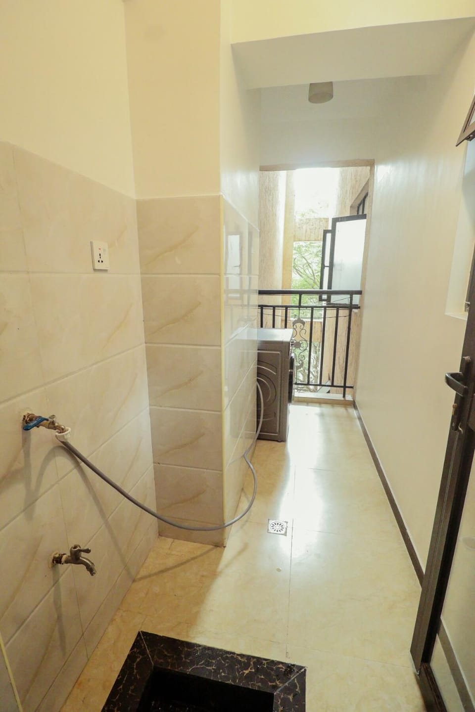 1BR Apt large Balcony, washer, Gym, lift Kilimani Apartment in Nairobi