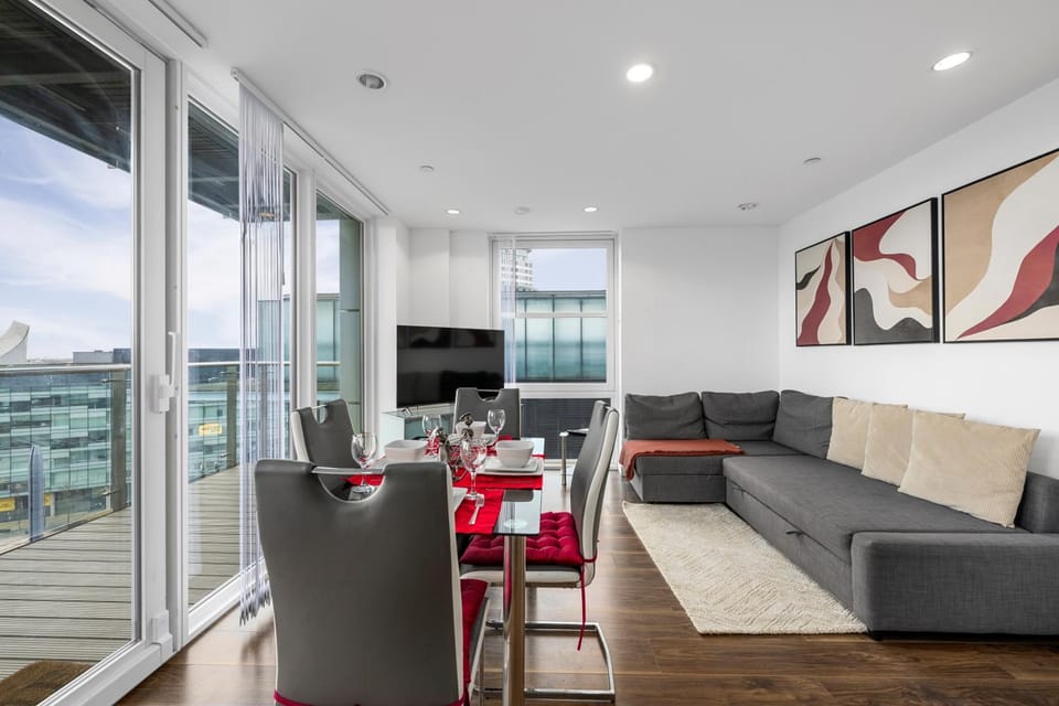 TV and multimedia, View (from property/room), Balcony/Terrace, Seating area