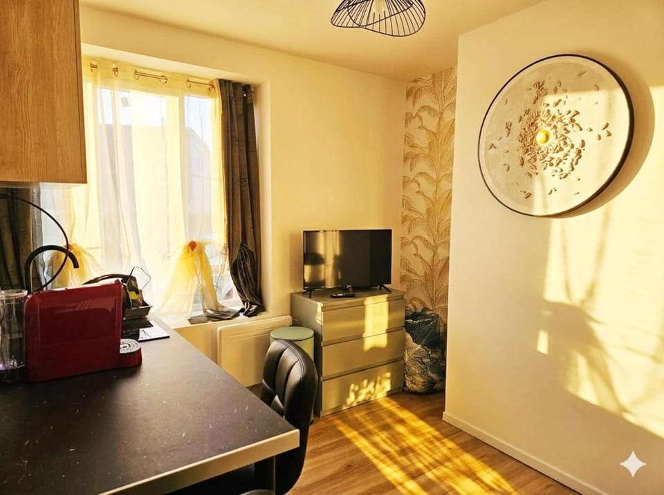 Logement rénové avec accès grand jardin, SPA-Jacuzzi, sauna commun Apartment in Le Portel