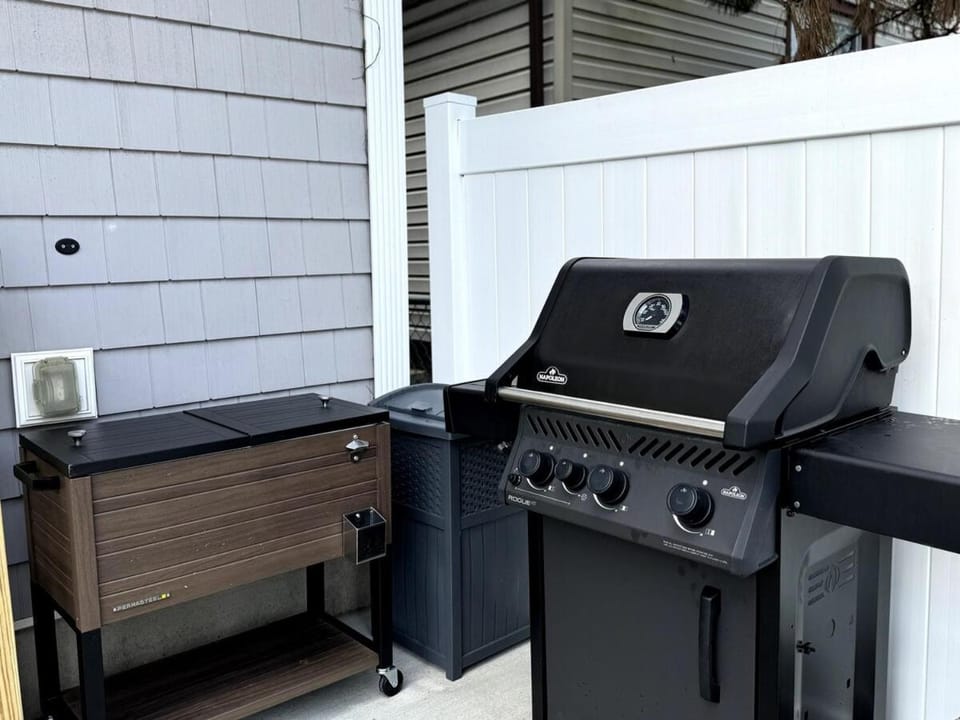 Luxurious 4BD APT EV Parking Apartment in North Bergen