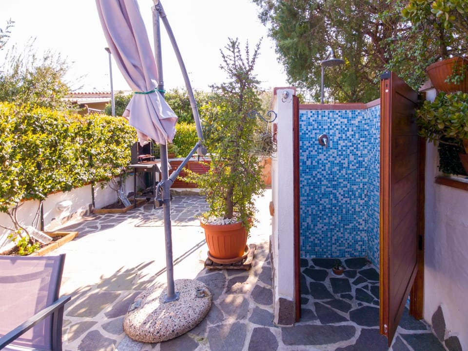 Patio, Day