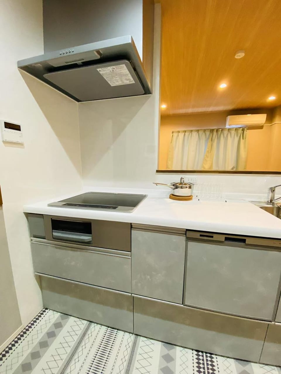 Kitchen or kitchenette, kitchen