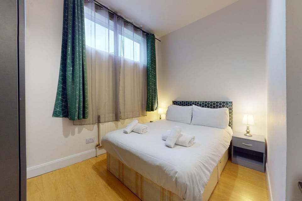 Bed, Bedroom, wardrobe