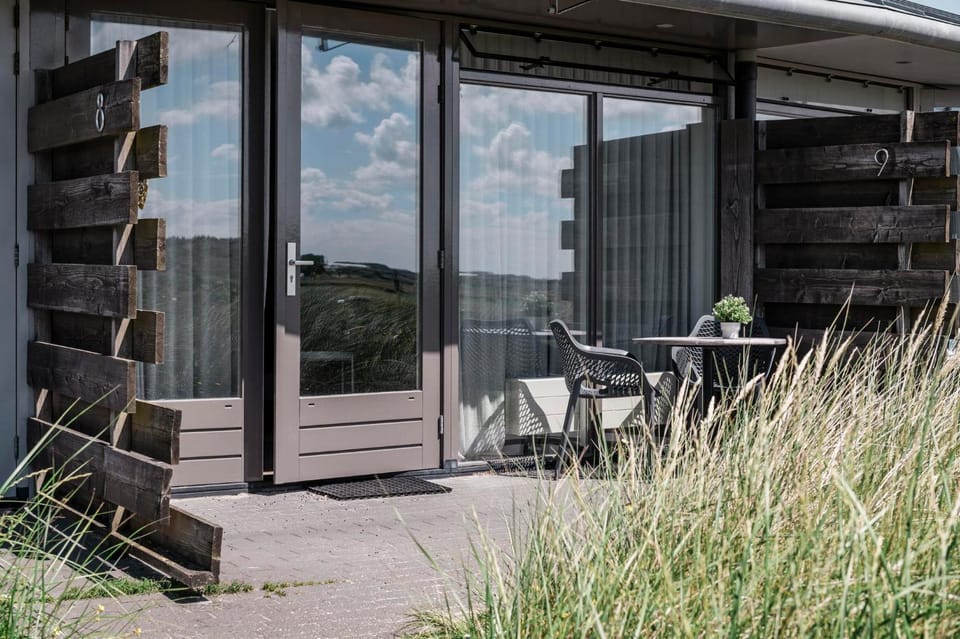 Property building, Balcony/Terrace