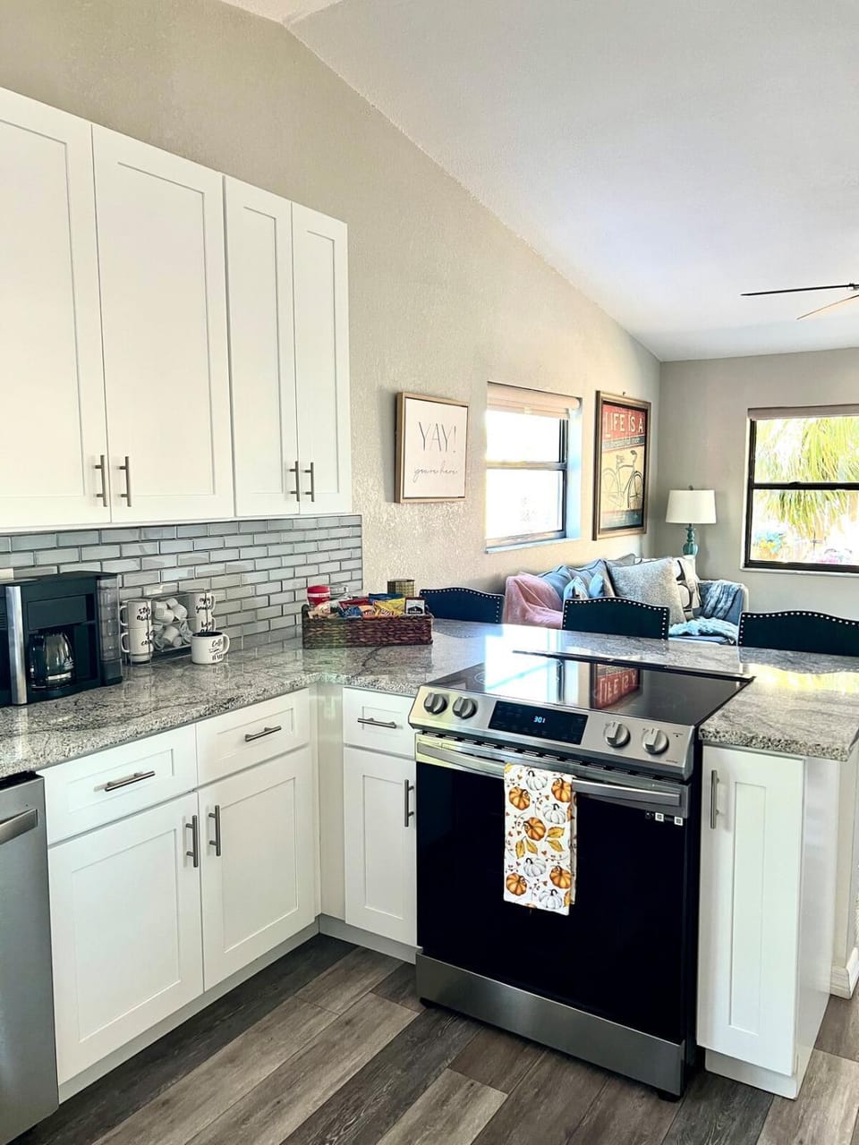 oven, stove, kitchen