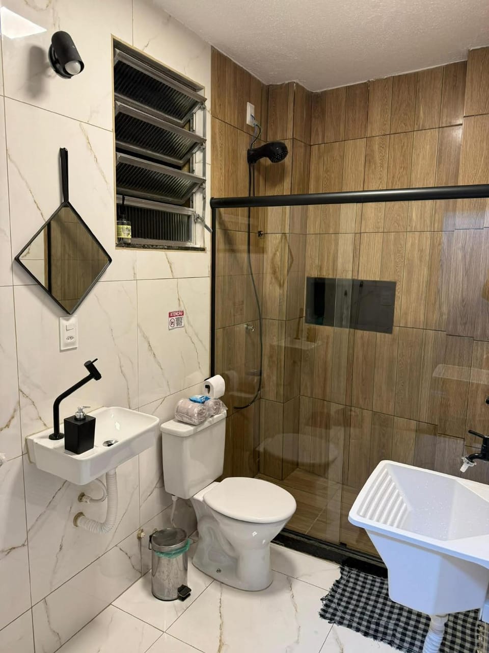 Shower, Bathroom