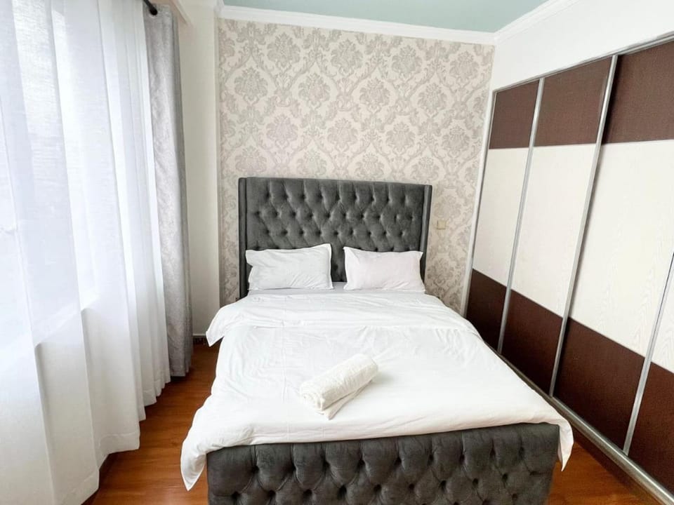 supreme luxury three bedroom apartment with swimming pool fully equipped gym children playing ground ample parking space and amazing scenic view Apartment in Nairobi