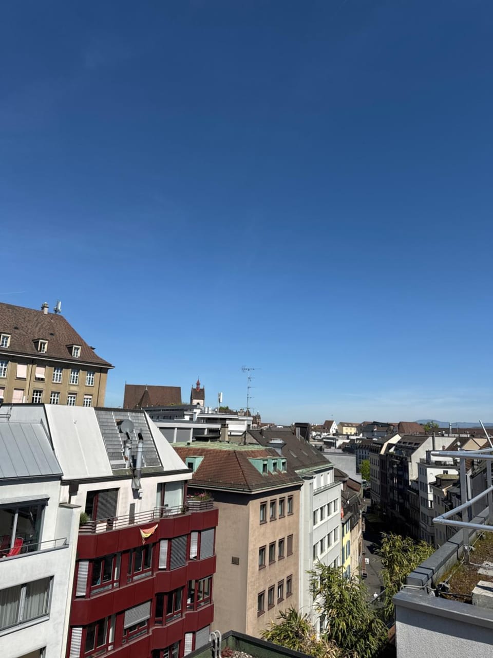 Property building, Day, Neighbourhood, City view