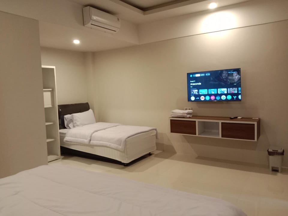 Amirah Syariah Guest House Bed and Breakfast in East Java