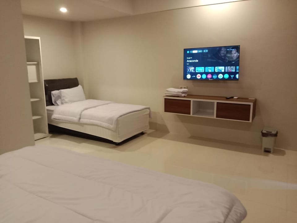 Amirah Syariah Guest House Bed and Breakfast in East Java