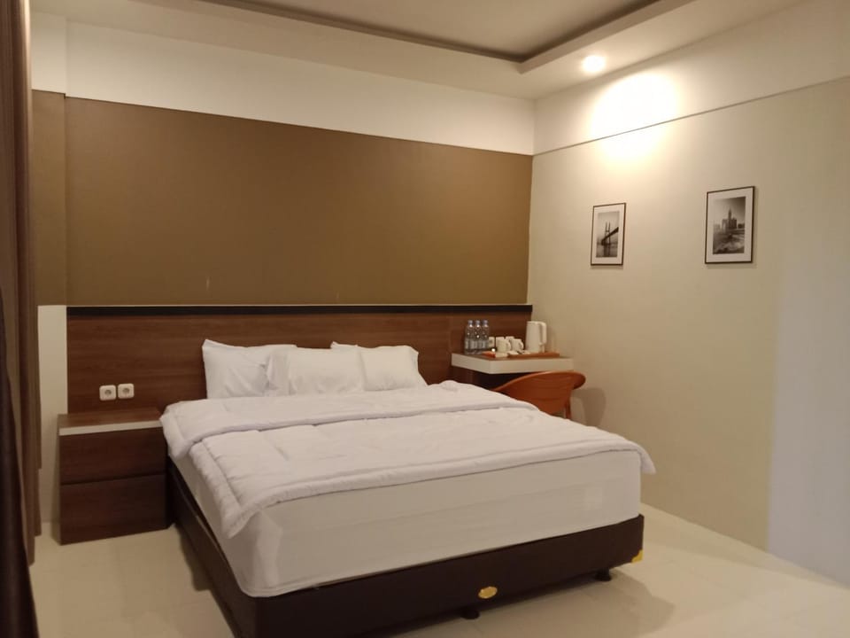 Amirah Syariah Guest House Bed and Breakfast in East Java