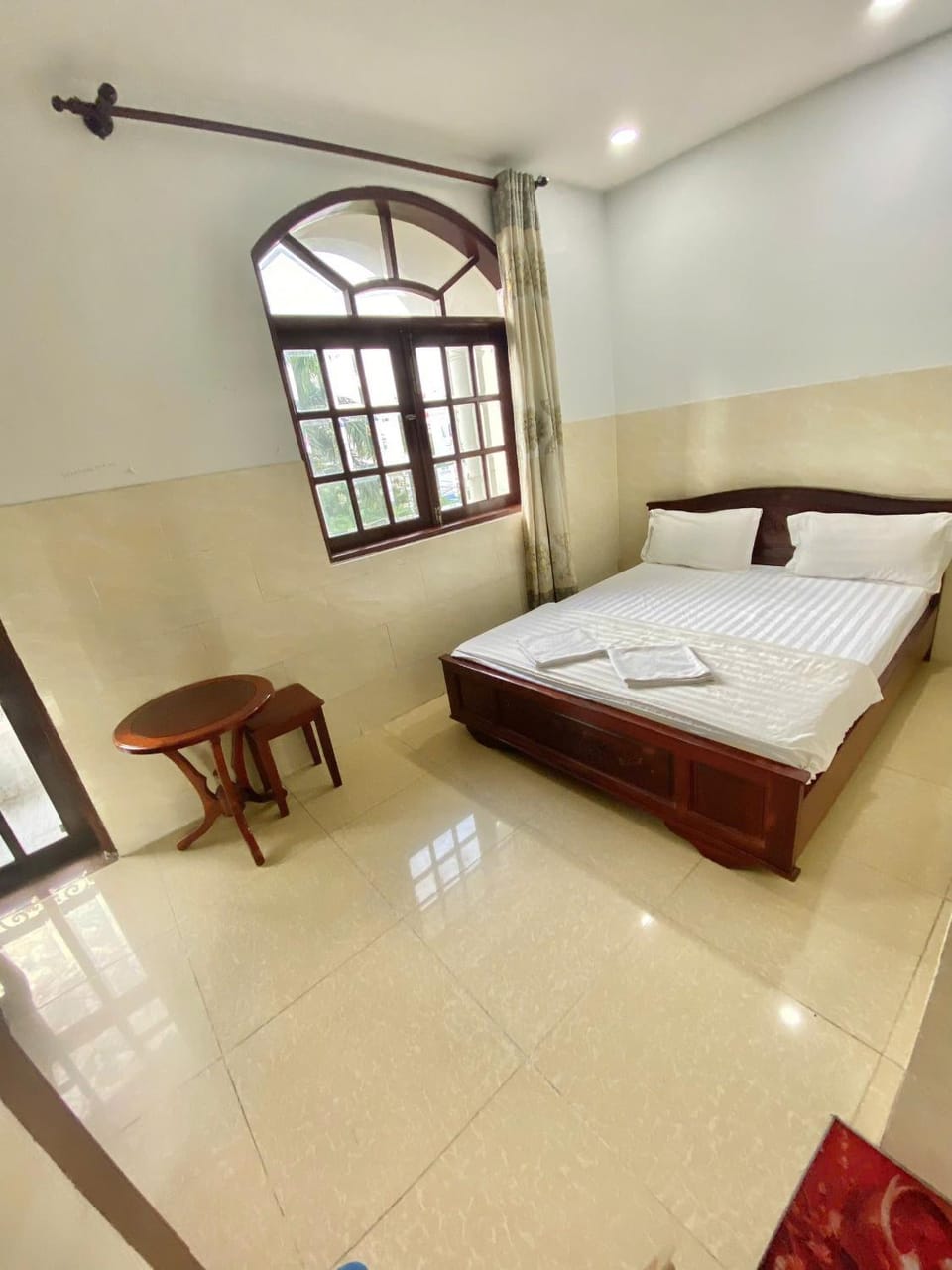LotusHotel 2 Hotel in Ho Chi Minh City