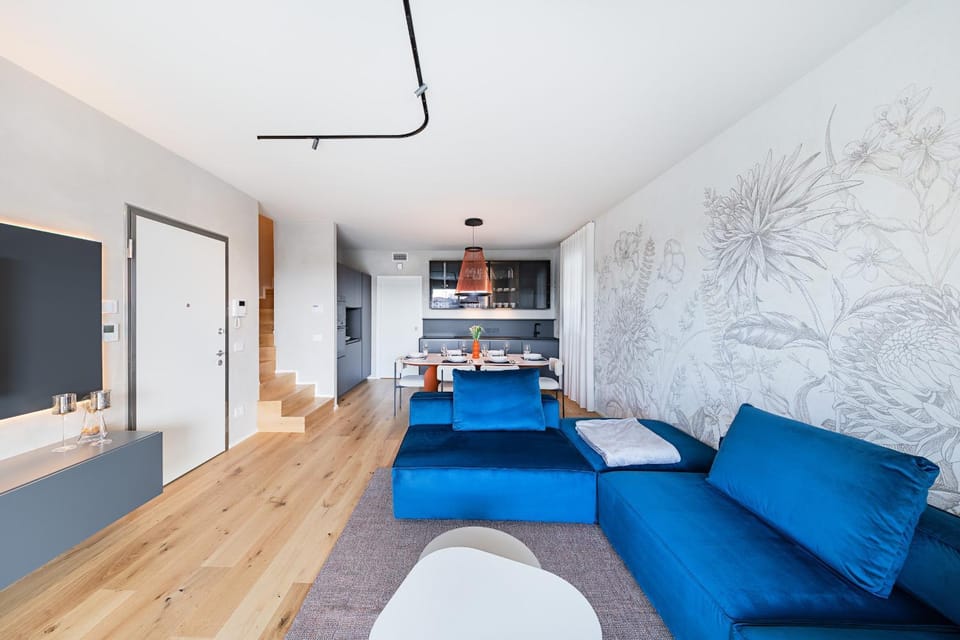Communal lounge/ TV room, Living room
