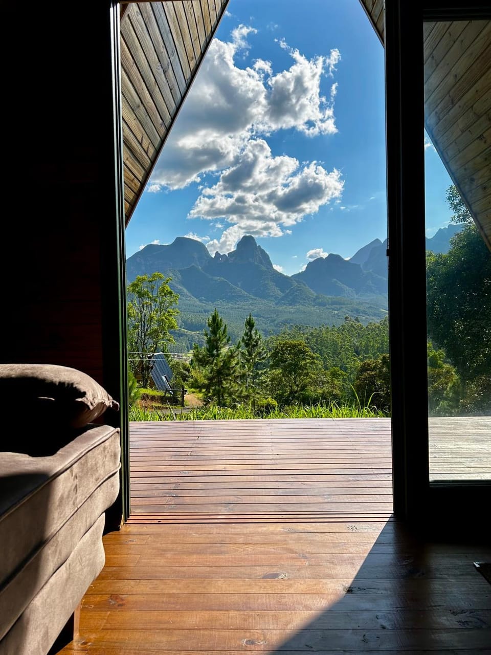 View (from property/room), Balcony/Terrace, Mountain view
