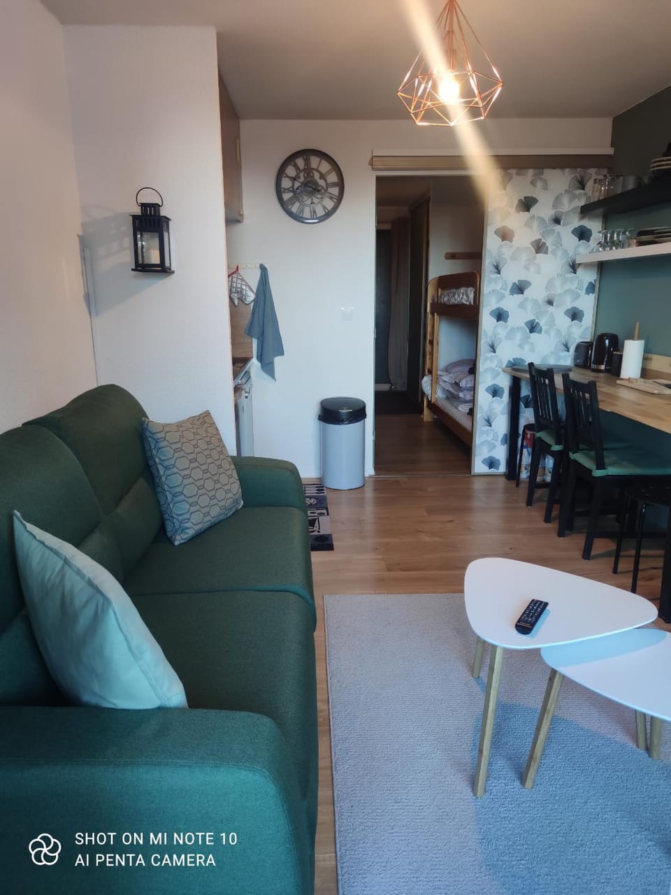 Communal lounge/ TV room, Living room