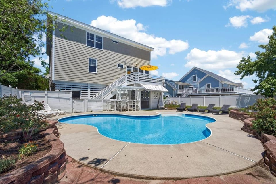 VB Paradise Private Pool, Hot Tub House in Sandbridge