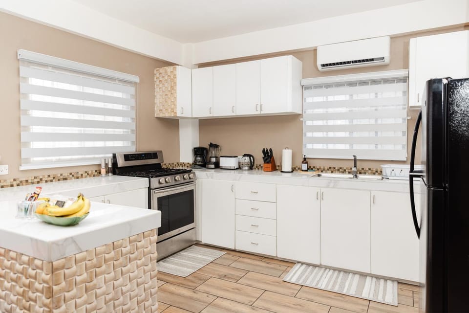 Kitchen or kitchenette, kitchen