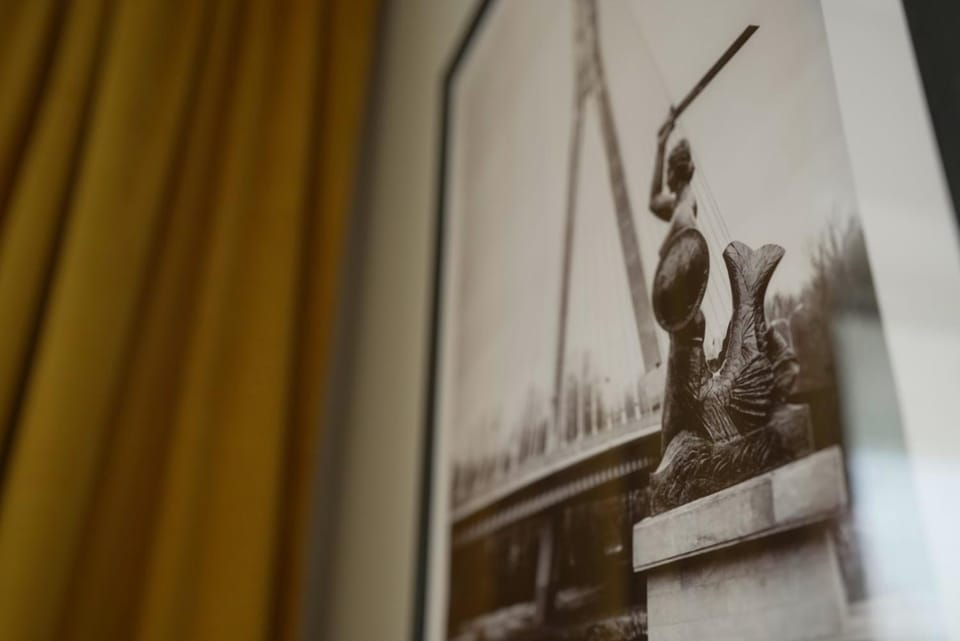 Living room, Decorative detail