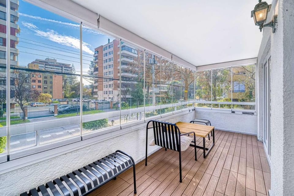 Providencia Lounge 2D, WiFi & Parking Apartment in Providencia