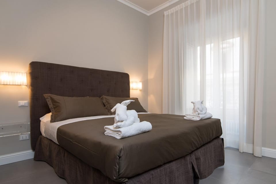 Bed, Day