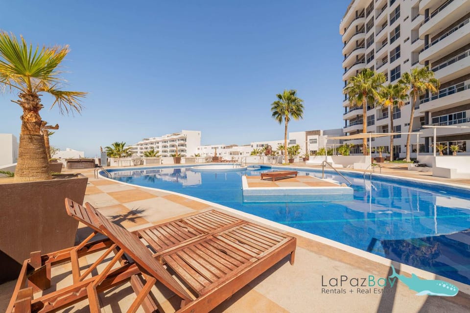 Beautiful apartment ideal for couples beach view Apartment in La Paz