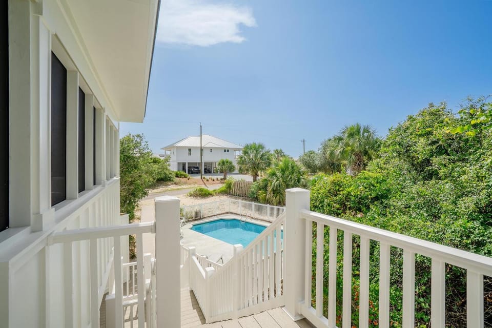About Time-Private Pool-Newly Remodeled House in Saint George Island