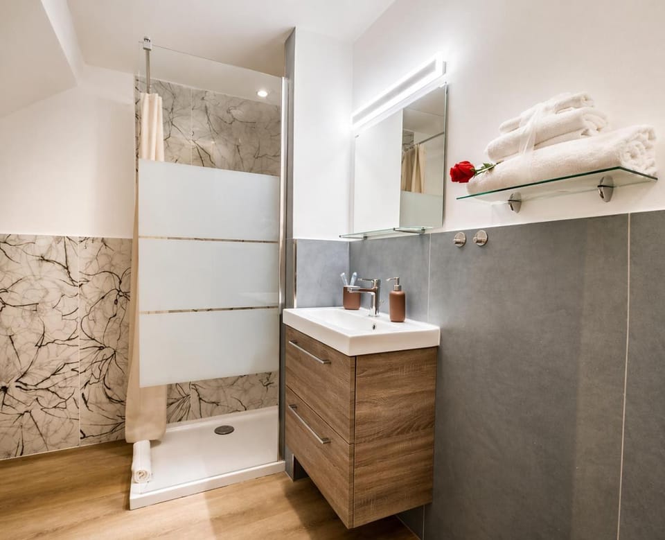 Shower, Toilet, Bathroom, bidet, hair dryier, towels