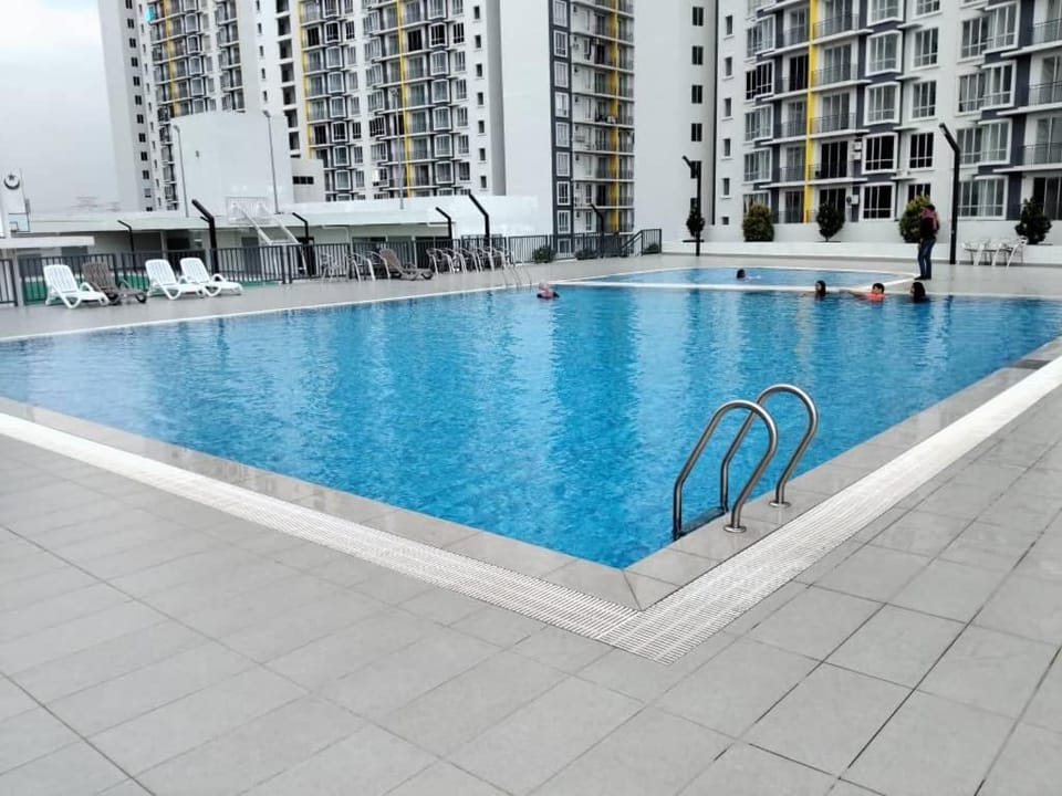 Homestay Iza Serindit Residence Apartment in Malacca