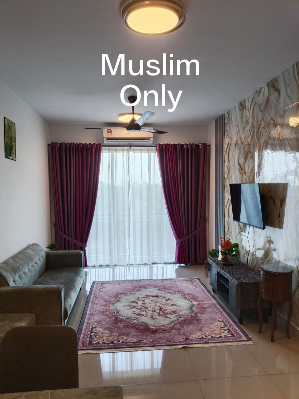 Homestay Iza Serindit Residence Apartment in Malacca