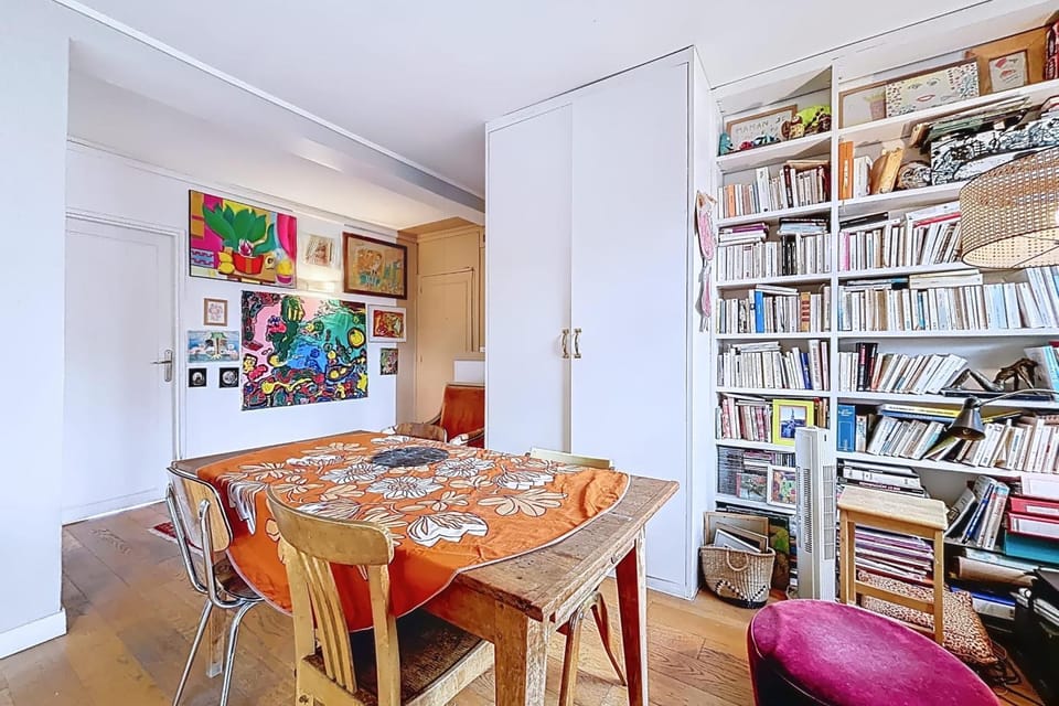 Charming apartment near Batignolles Apartment in Paris