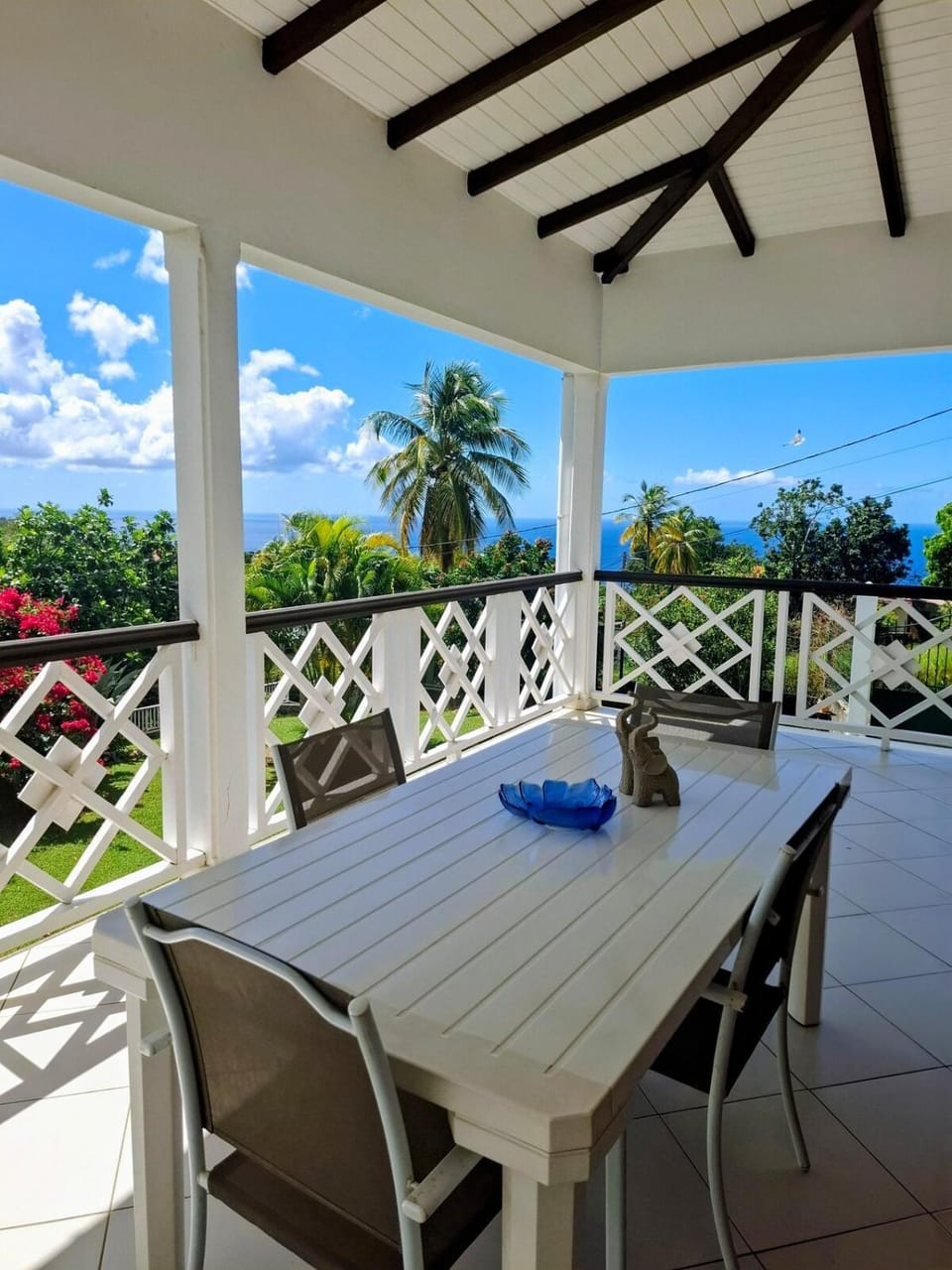 Patio, Sea view, Meals