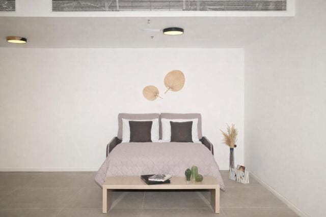 Eclectic 2BR Bauhaus by Kerem TLV Apartment in Tel Aviv-Yafo