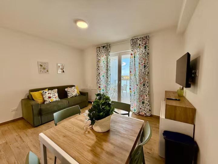 La Suite dei Principi numero 3, aeroporto e parcheggio gratuito Apartment in Bari