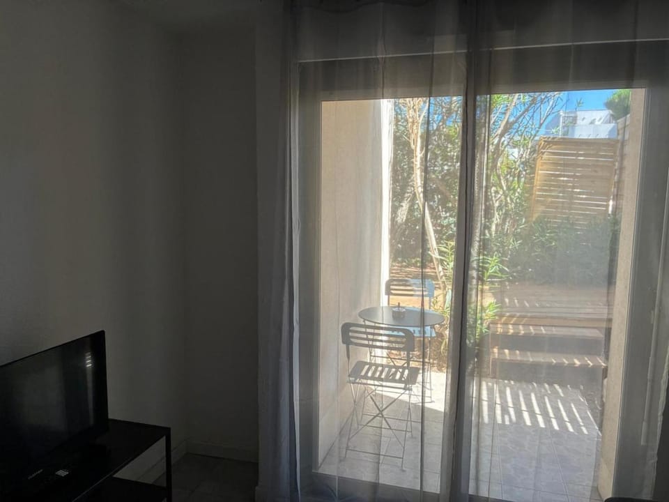 Studio climatisé, jardin et parking privatif Apartment in Montpellier