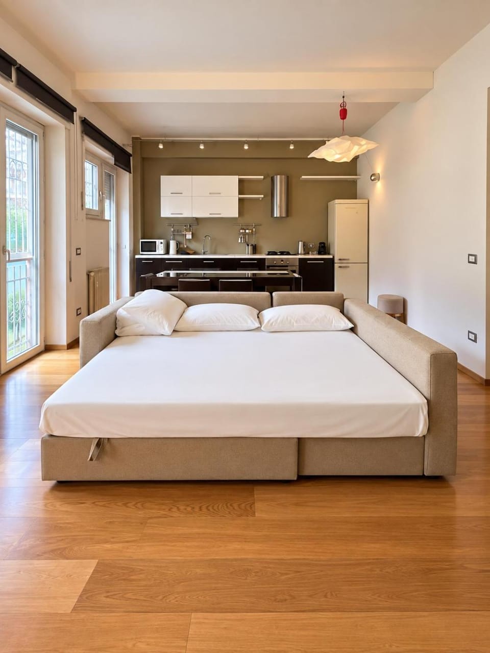 Acquedotti Contemporary Flat Apartment in Rome