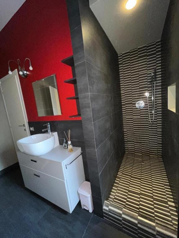Acquedotti Contemporary Flat Apartment in Rome