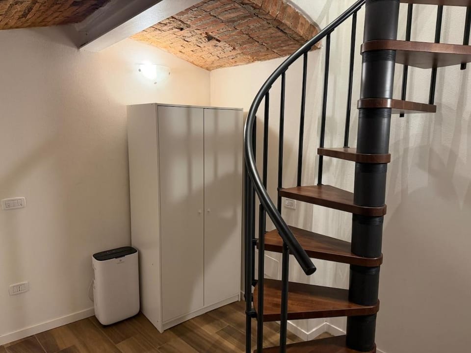 Charm Toscano - 19 min da Firenze in treno - Wi-Fi Apartment in Prato