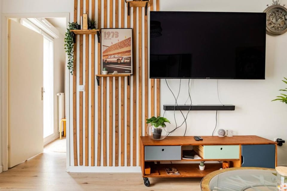Fresh Apartment near Orly & Free parking Apartment in Île-de-France