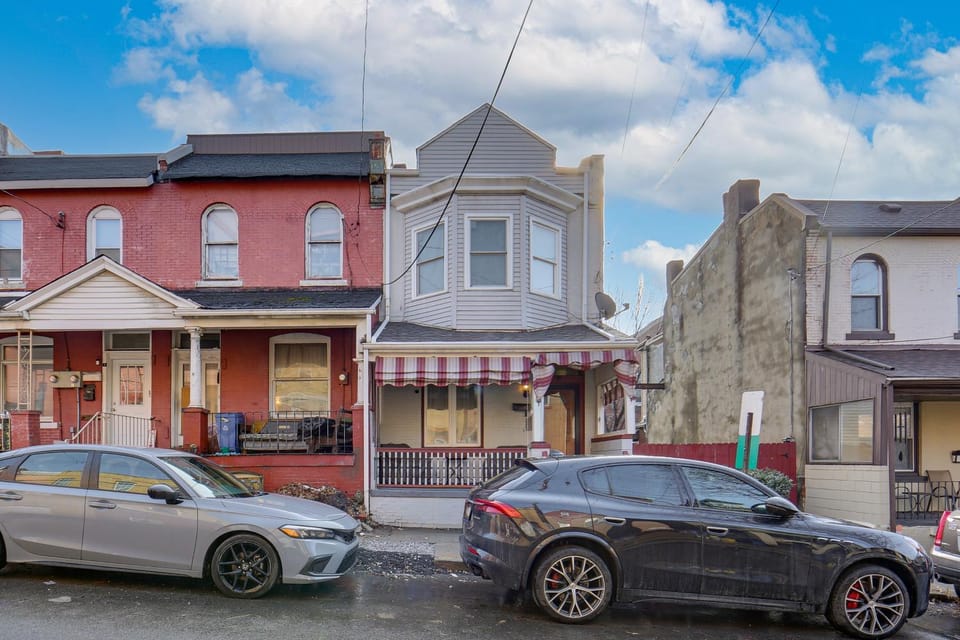 Easy University & Hospital Access! Pittsburgh Home House in Pittsburgh
