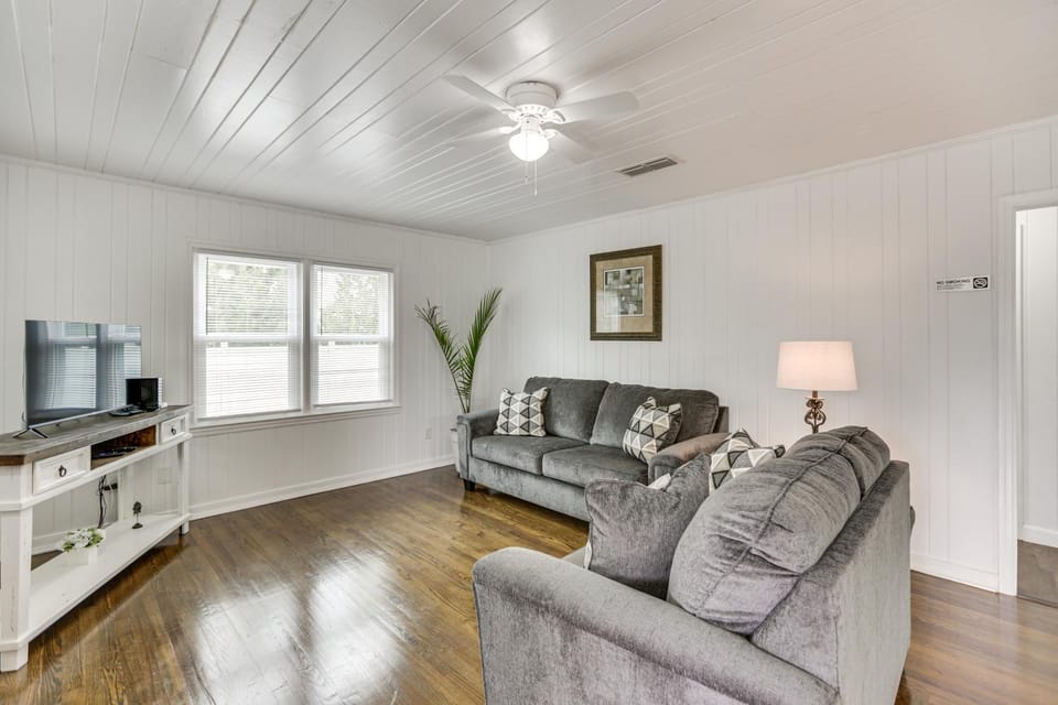 Cozy & Remolded! Near Thomasville Feels Like Home House in Georgia