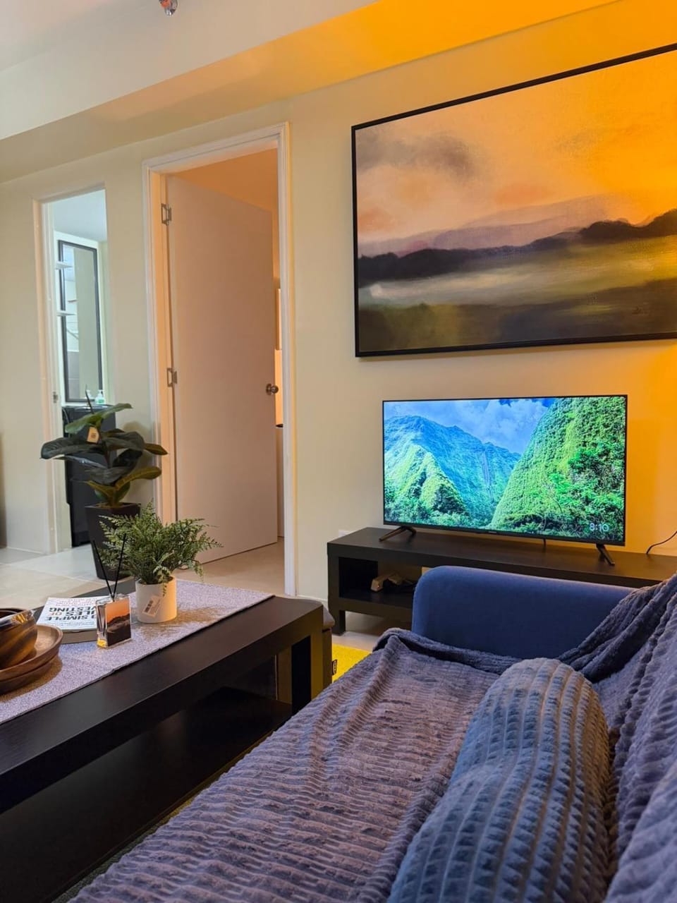 Trendy 1BR Avida Sucat Apartment in Las Pinas