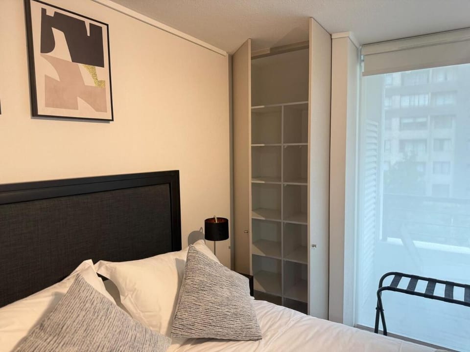 Style & Comfort in Santiago Downtown subway Wifi AC Apartment in Santiago